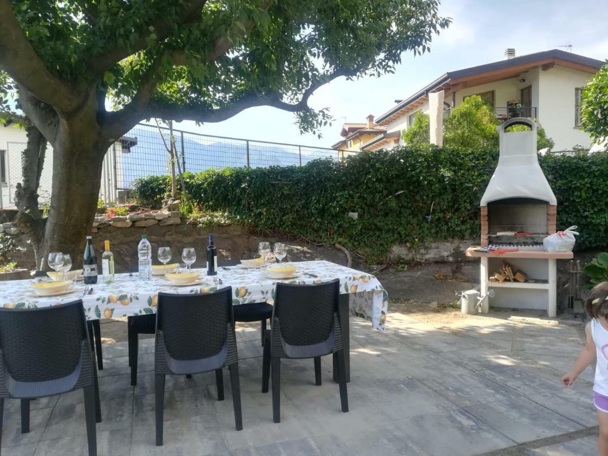 Villa Mari Dervio Eksteriør bilde